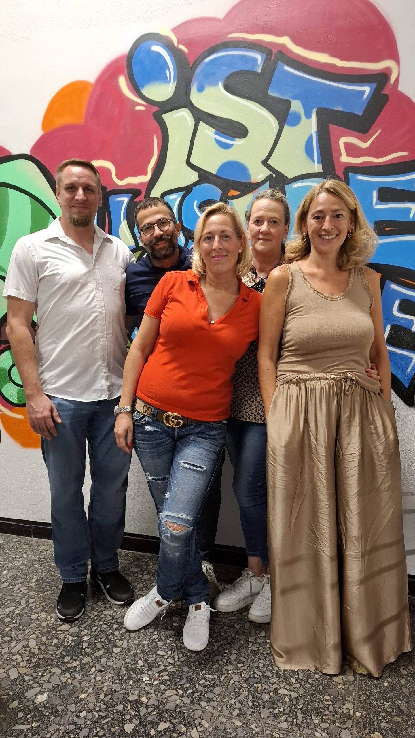 Herr Rüßeler, Herr Cengiz, Frau Reintjes, Frau Jefferies, Frau Oktay